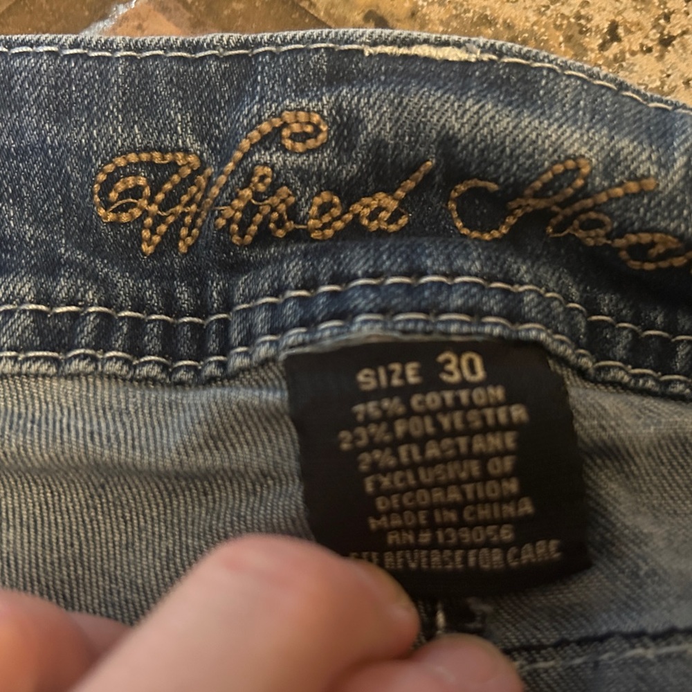Women’s Wired Heart Size 30 Jeans - Picture 6 of 13